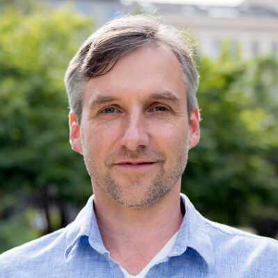 Portrait Yogalehrer für Ayurveda Alexander Peters