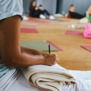 Journaling im Yogaunterricht im Yogaraum